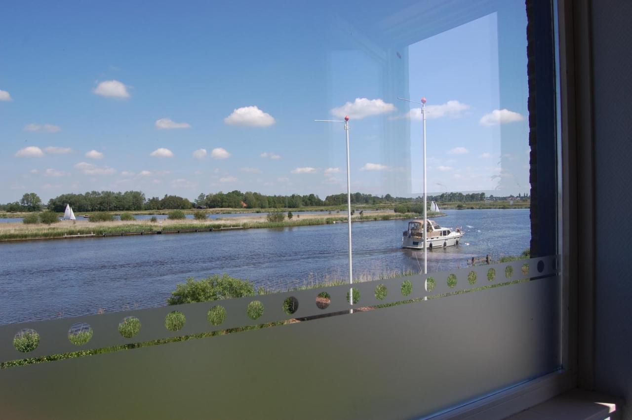 Buitenplaats T Ges Sneek Rum bild